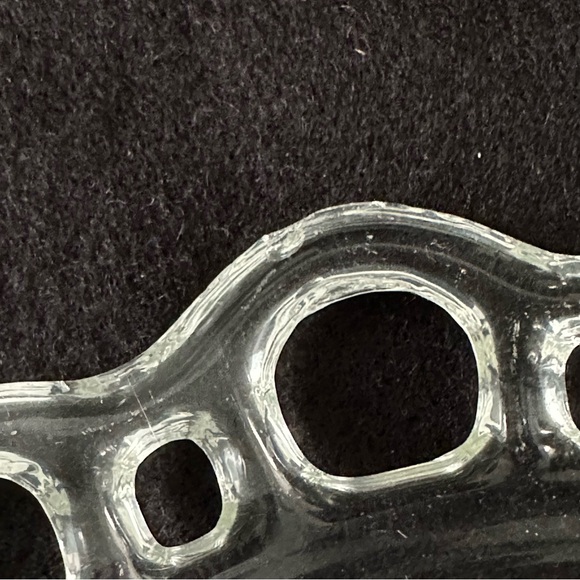 FIVE Vintage Open Work Clear Lace Glass Luncheon Plates by Lancaster Glass - Picture 7 of 10